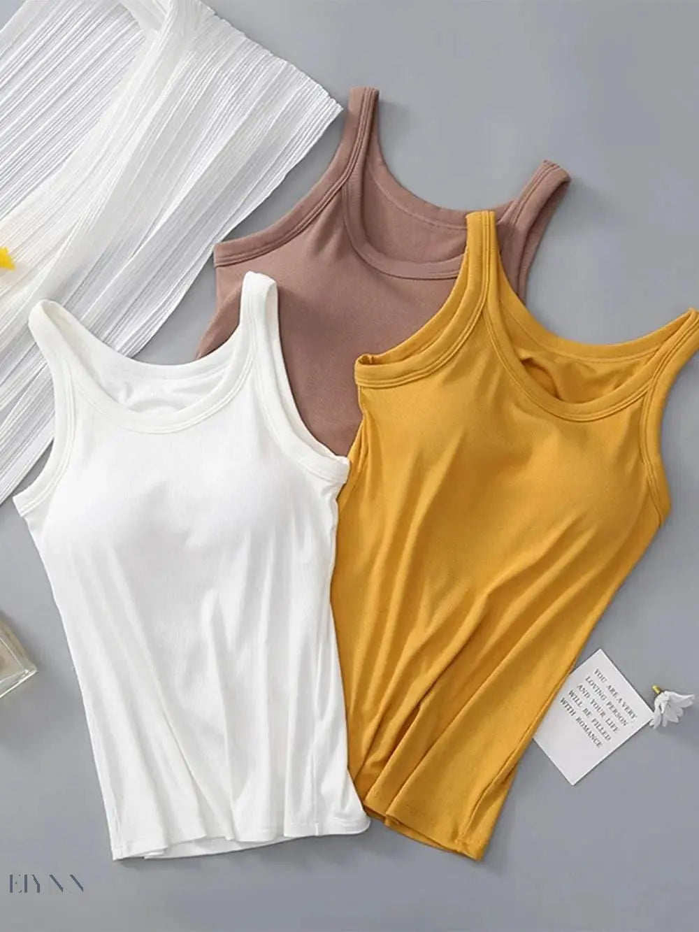 Round Neck Tank Top with Bra - Comfort and Style in One - EBYNN
