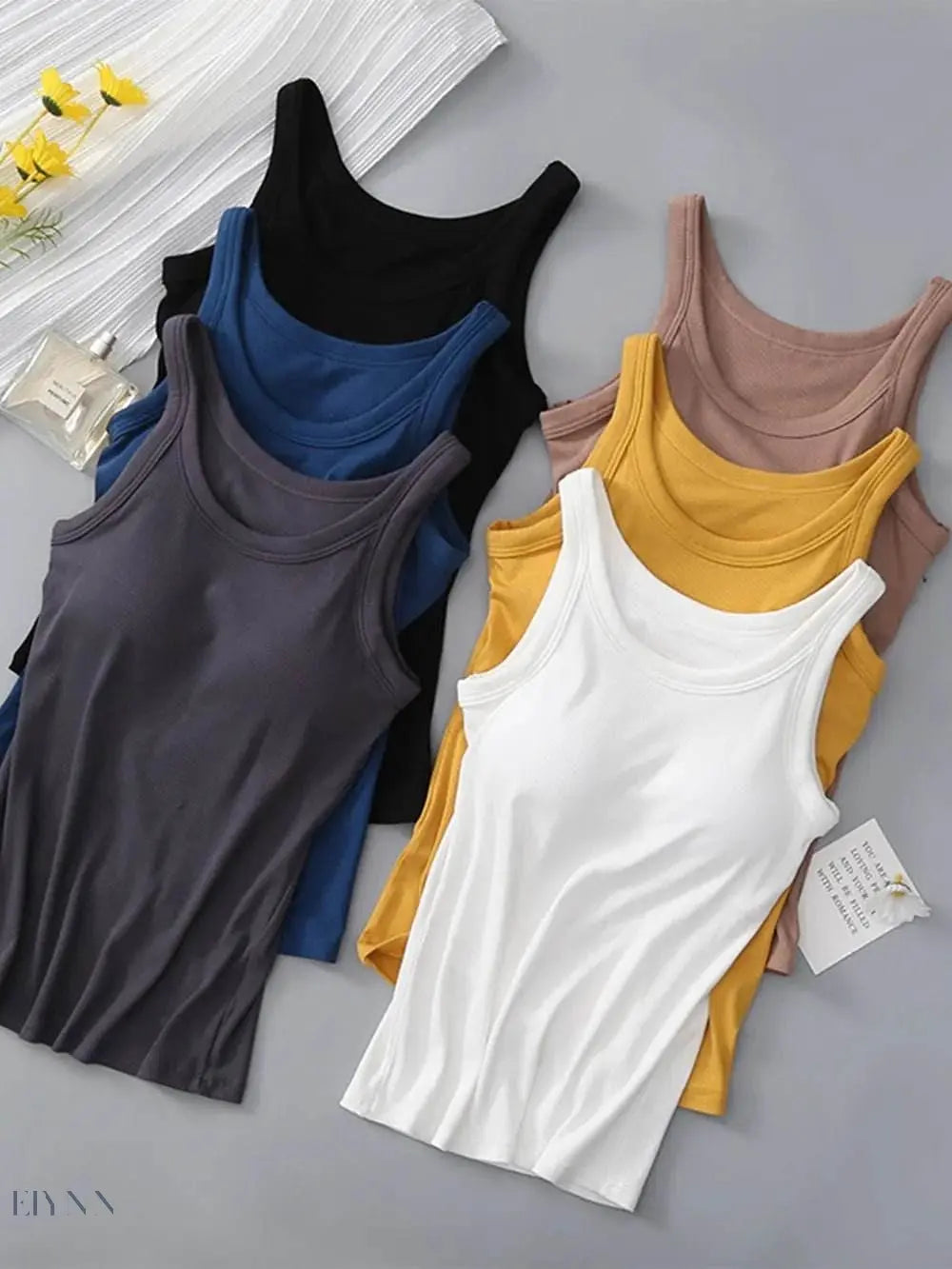 Round Neck Tank Top with Bra - Comfort and Style in One - EBYNN