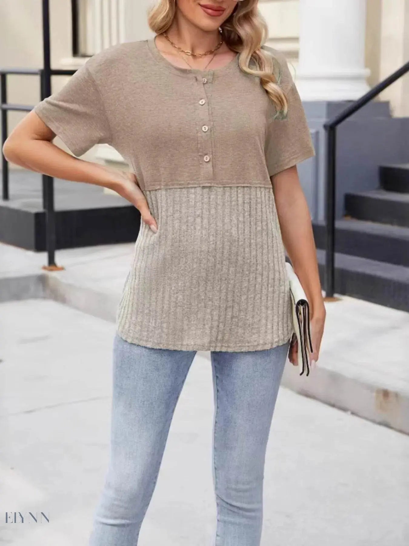 Two-Tone Short Sleeve Top for Effortless Style and Versatility - EBYNN