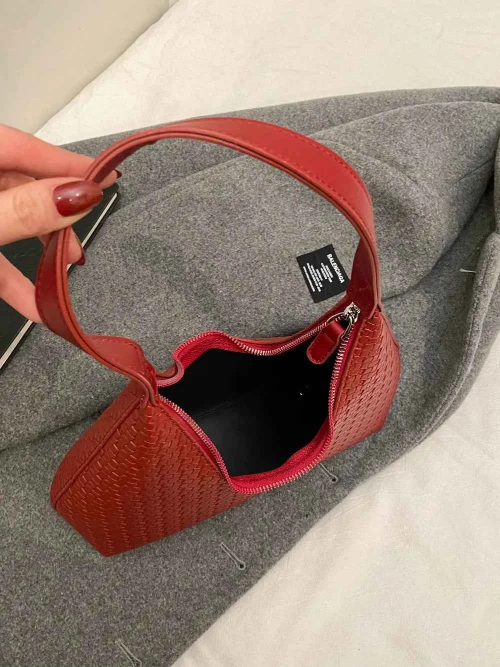 Small Texture PU Leather Shoulder Bag.