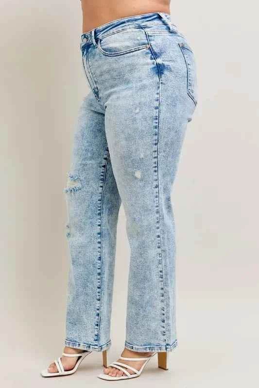 Judy Blue Plus Size High-Waist Mineral Wash 90's Straight Jeans.