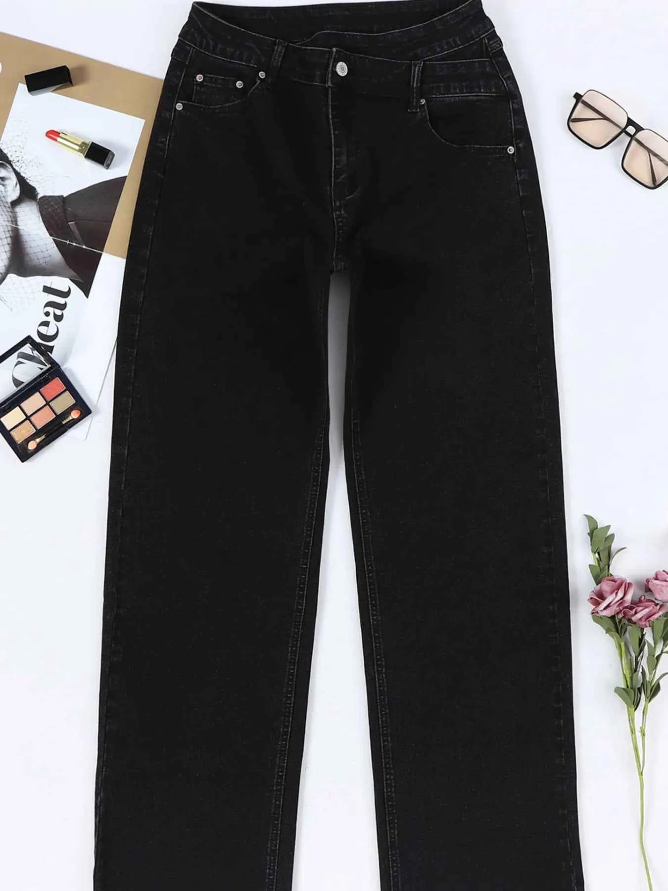 Stylish Wide Leg Jeans for Modern Comfort.