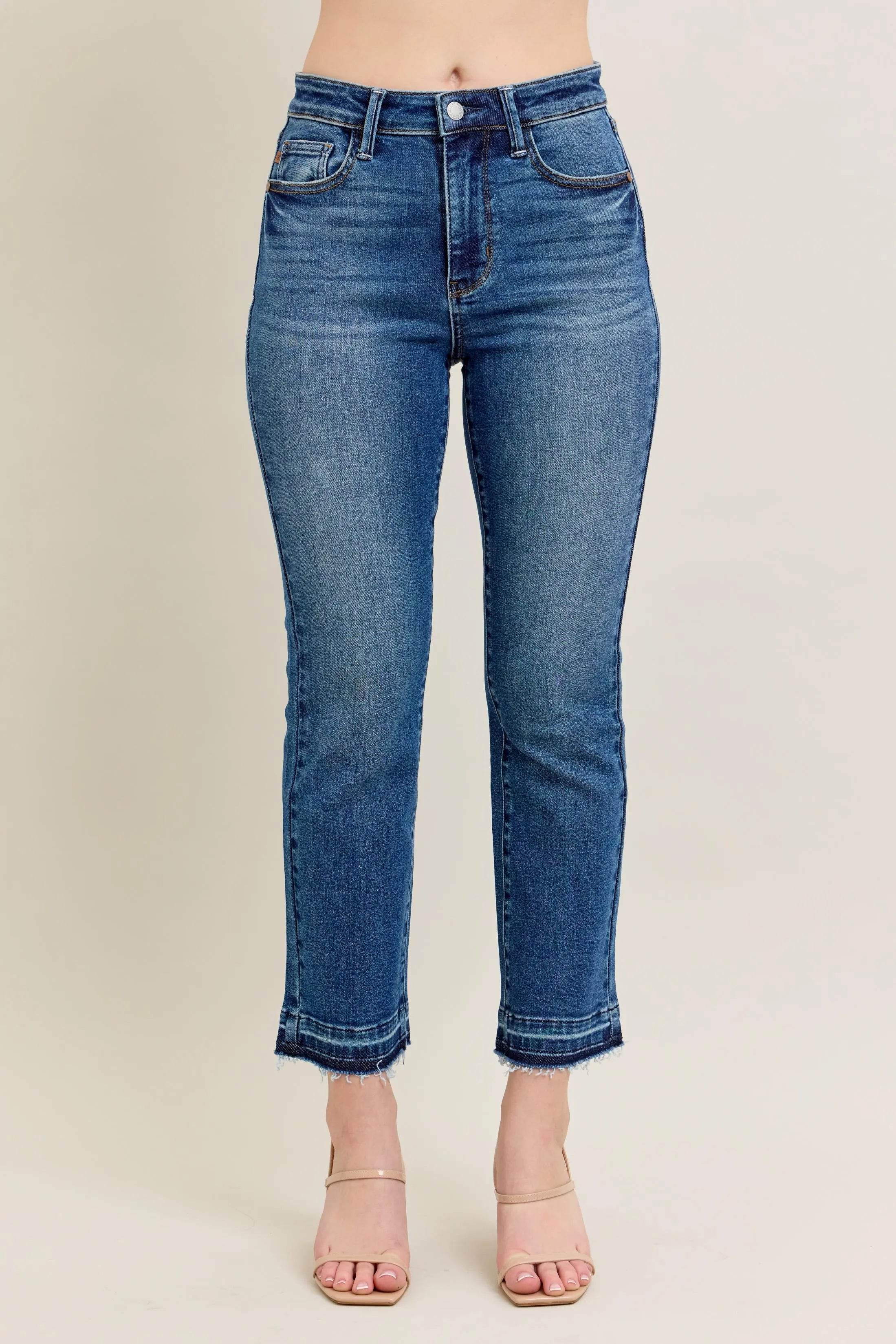 Judy Blue Plus Size High Waist Vintage Wash Kick Flare Jeans.