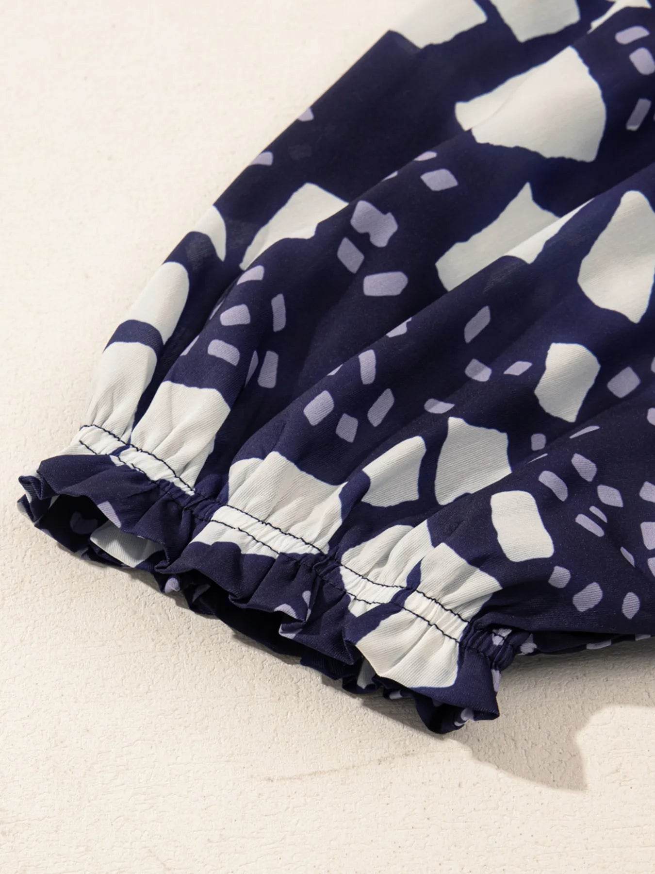 Abstract Puff Sleeve Blouse with Frilled Details - EBYNN