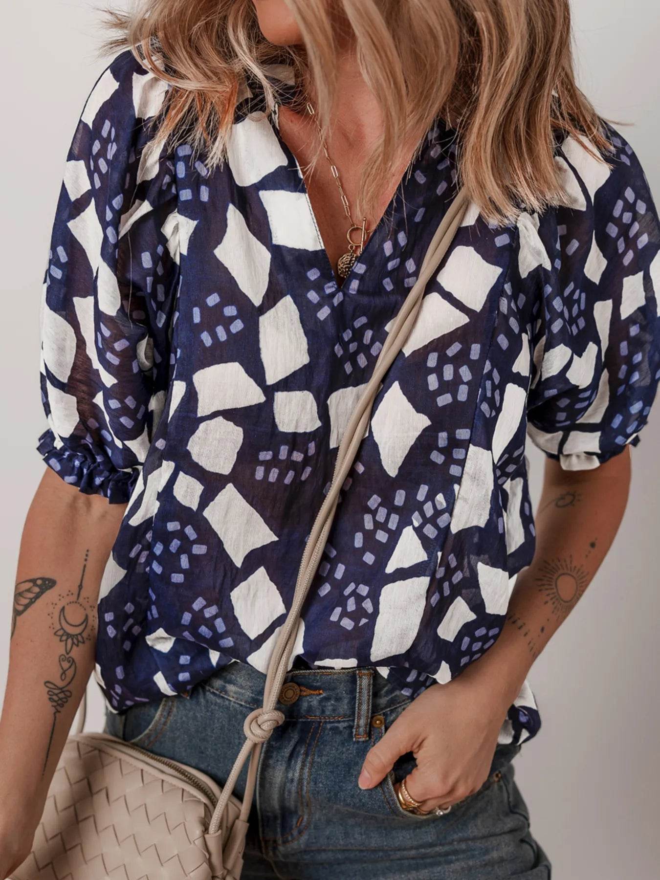 Abstract Puff Sleeve Blouse with Frilled Details - EBYNN