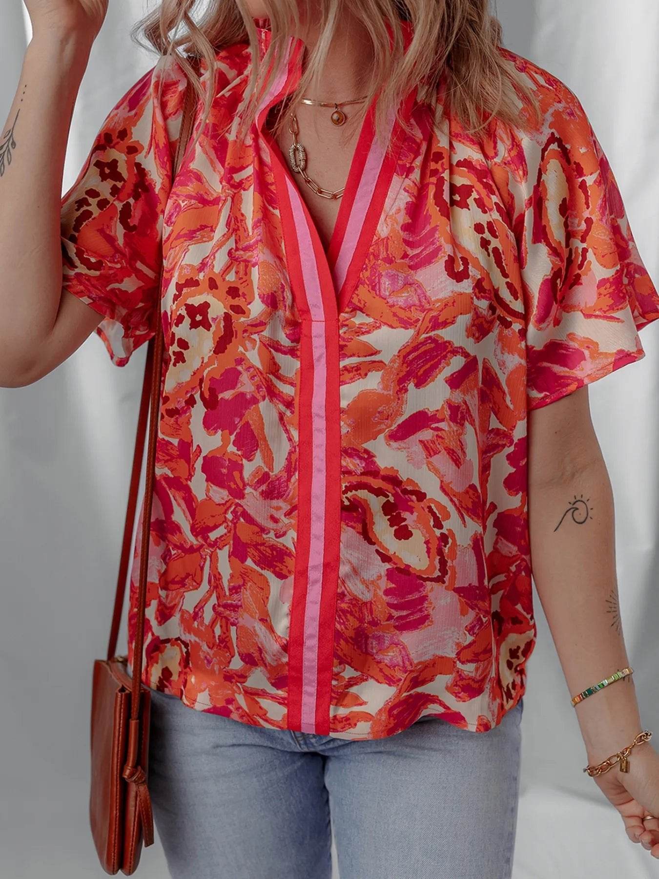 Abstract Striped Blouse with Trim and Split Neck Design - EBYNN