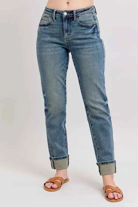 Judy Blue Plus Size Mid Rise Vintage Wash Boyfriend Jeans.