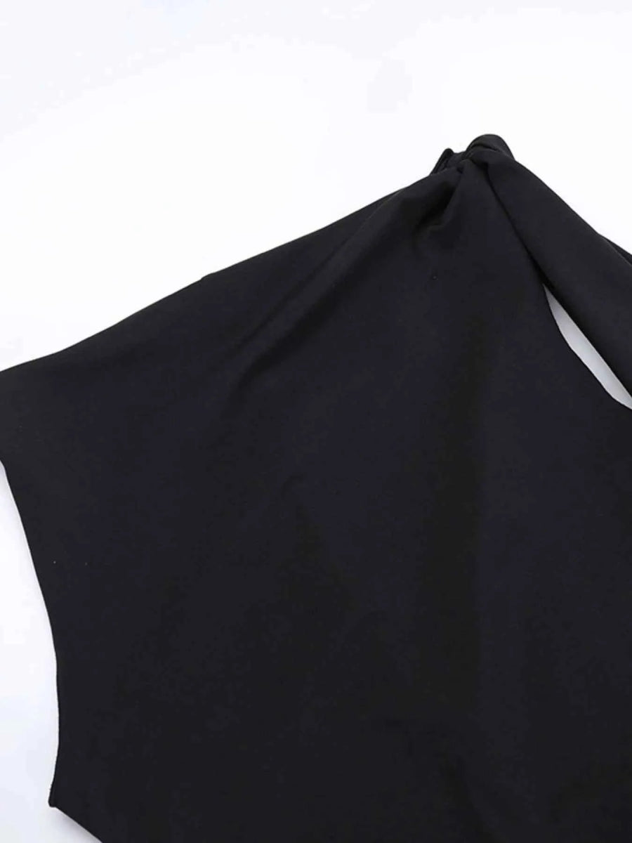 Asymmetrical Tied Sleeveless Maxi Dress.