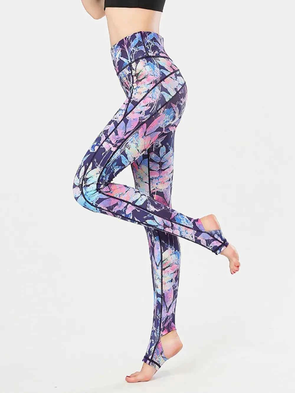Printed Wide Waistband Active Leggings with Stirrups.