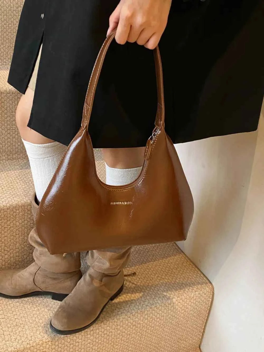 Elegant PU Leather Shoulder Bag.