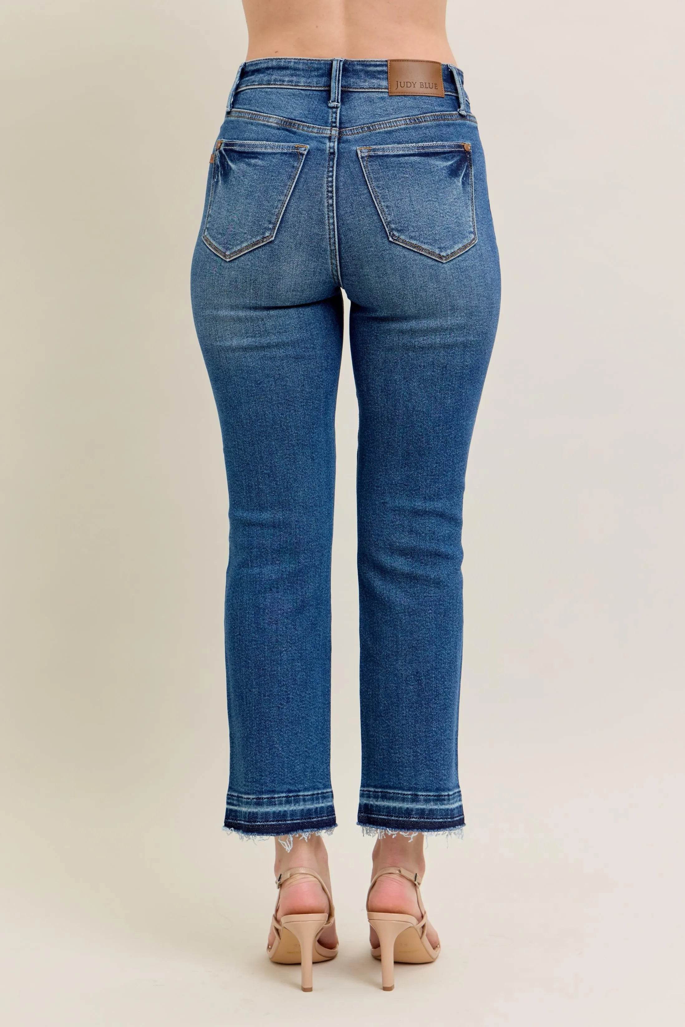 Judy Blue Plus Size High Waist Vintage Wash Kick Flare Jeans.