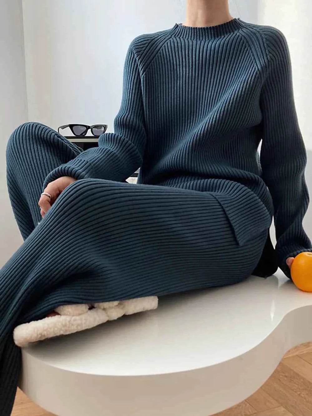 Mock Neck Raglan Sleeve Sweater Set - EBYNN