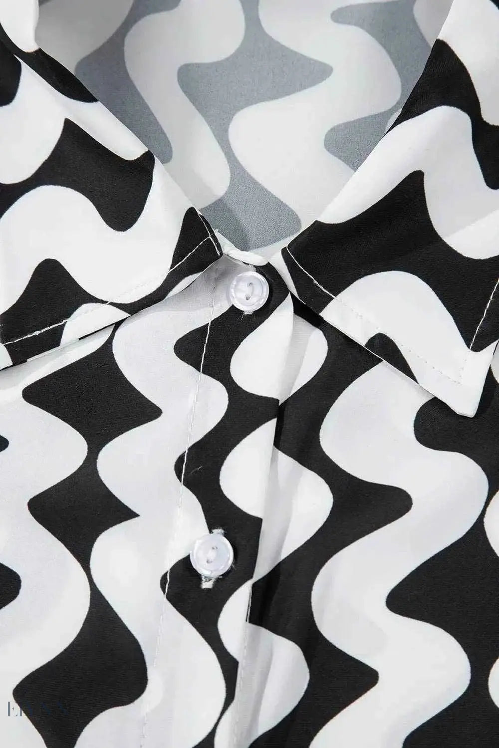 Button Down Beach Cover Up - Retro Wave Style for Ultimate Summer Vibes - EBYNN