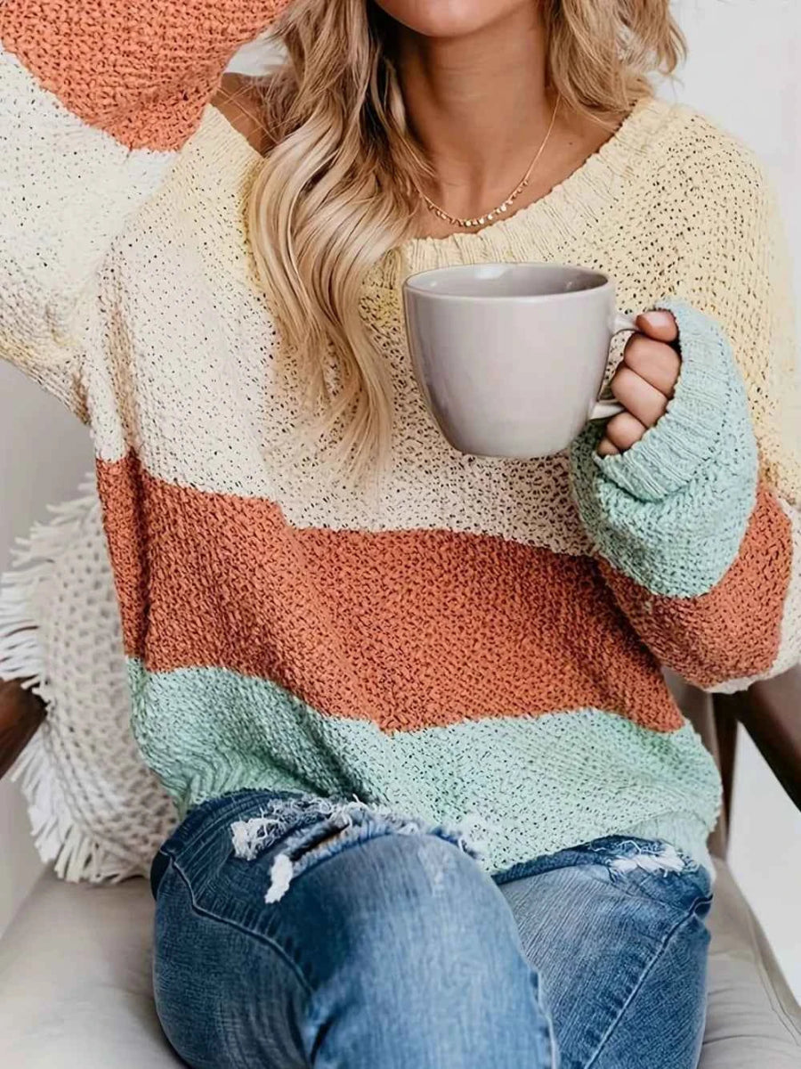 Color Block Round Neck Long Sleeve Sweater.