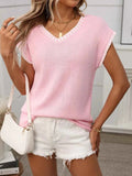 Contrast Trim V-Neck Short Sleeve Knit Top.
