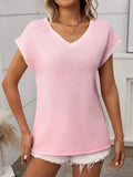 Contrast Trim V-Neck Short Sleeve Knit Top.