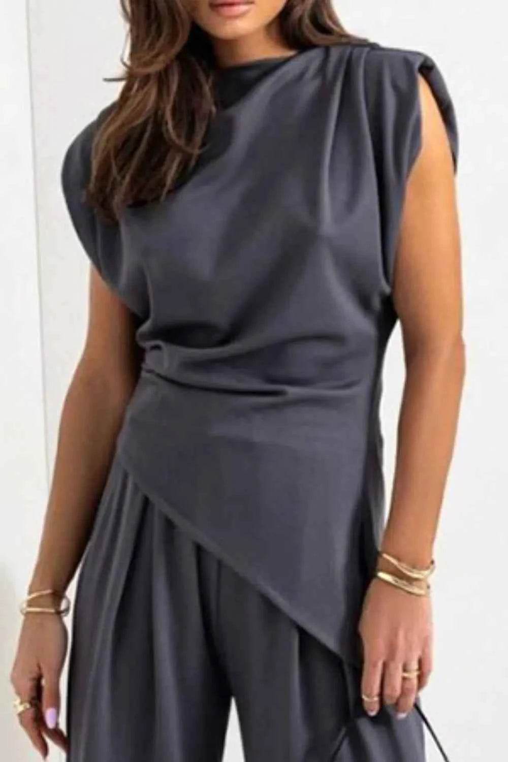 Stylish Round Neck Top and Pants Set - EBYNN