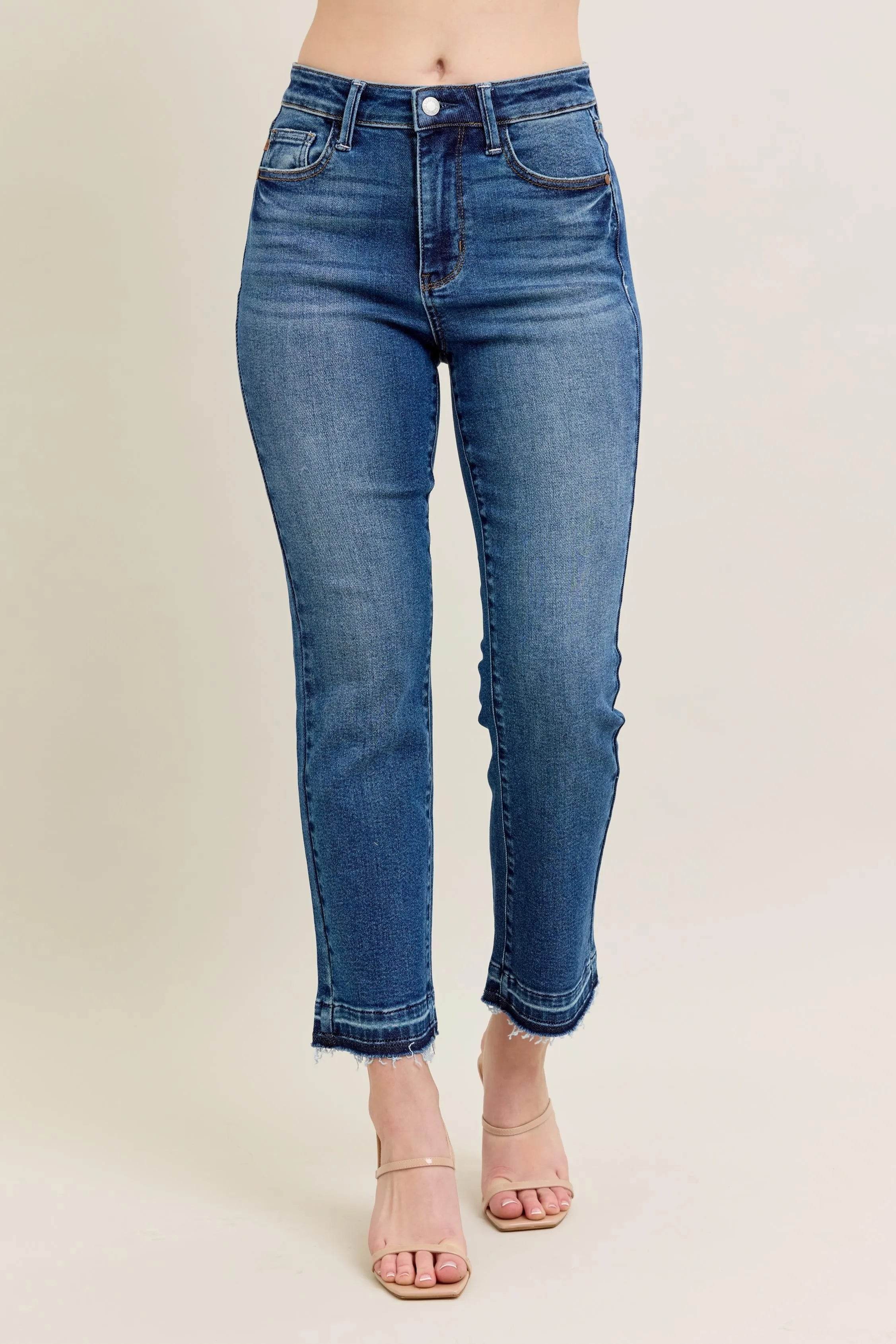 Judy Blue Plus Size High Waist Vintage Wash Kick Flare Jeans.