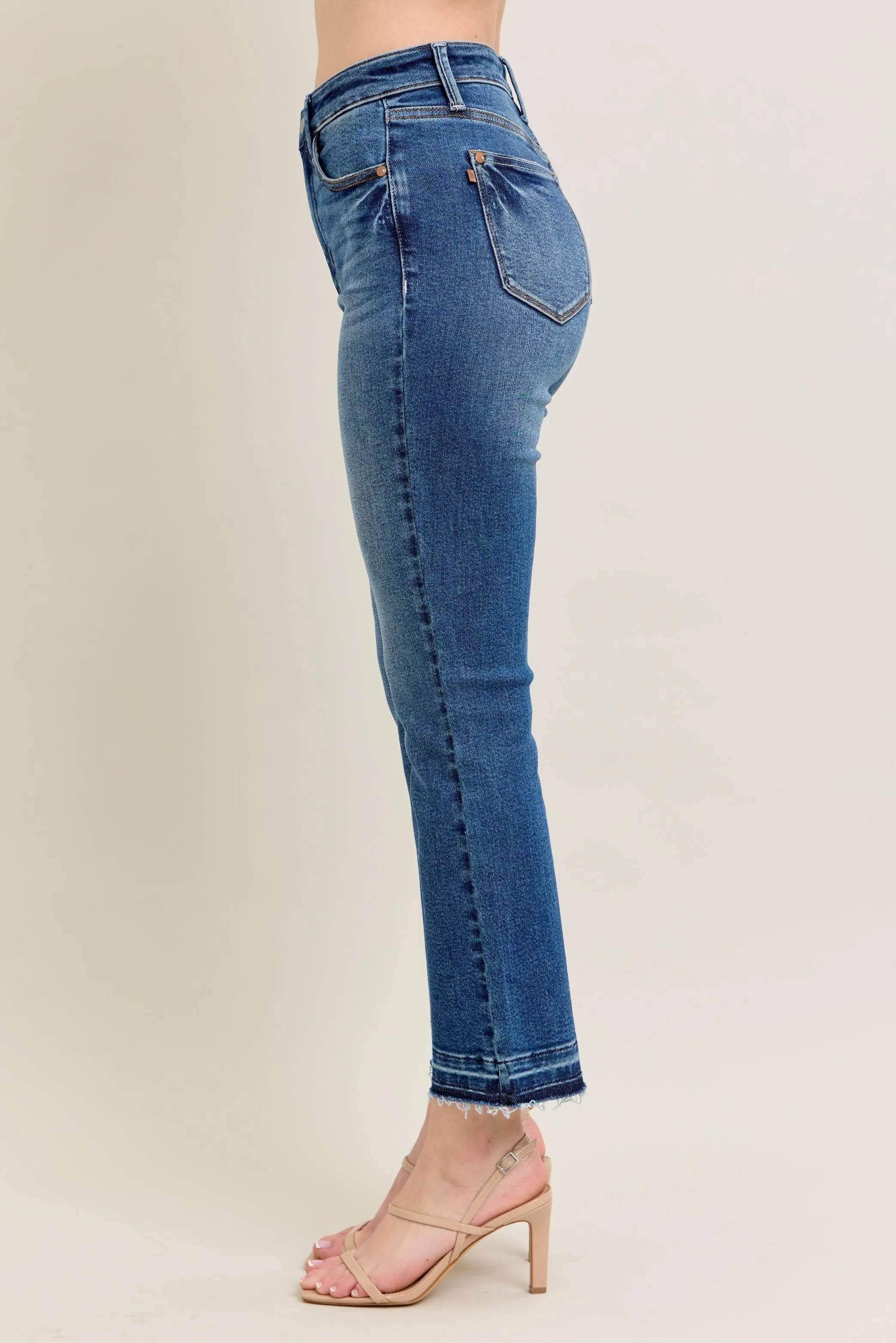 Judy Blue Plus Size High Waist Vintage Wash Kick Flare Jeans.