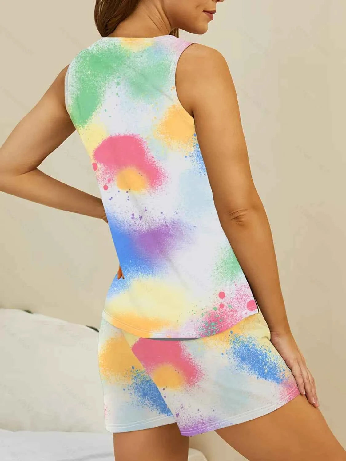 Printed Round Neck Top & Shorts Lounge Set.