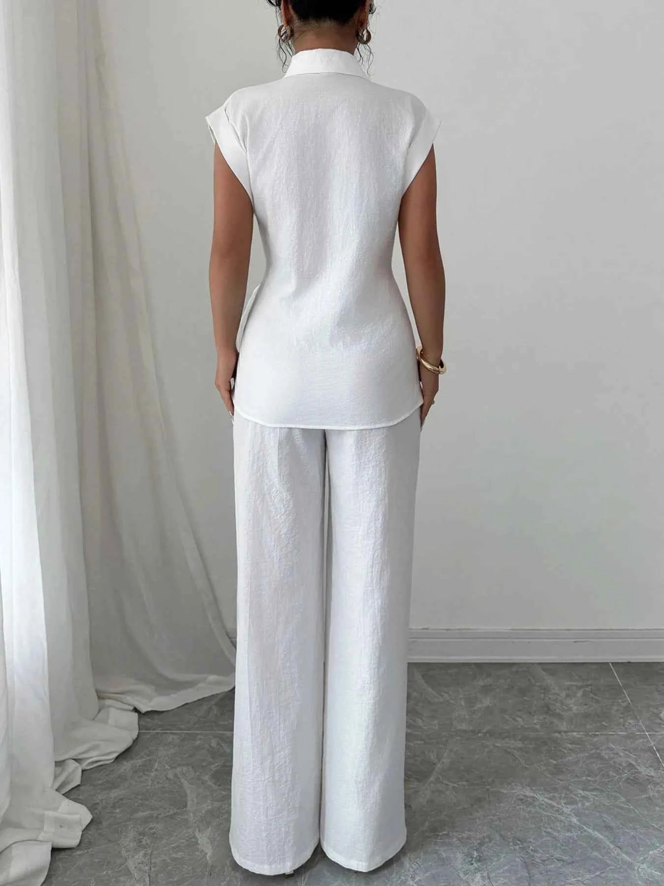Collared Neck Cap Sleeve Two-Piece Top and Pants Set.