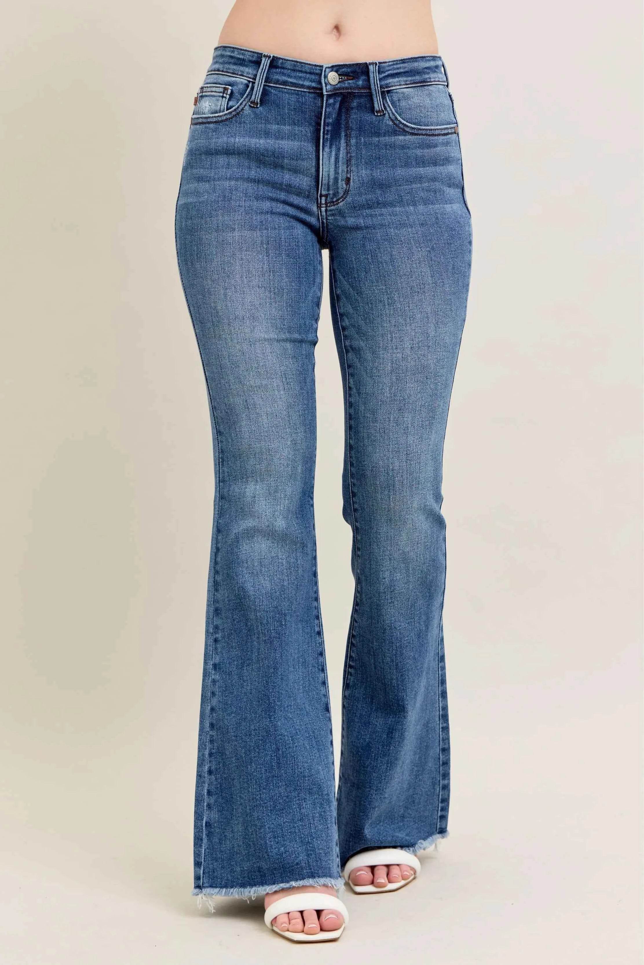 Judy Blue Plus Size Vintage Wash Flare Jeans with Destroy Hem.