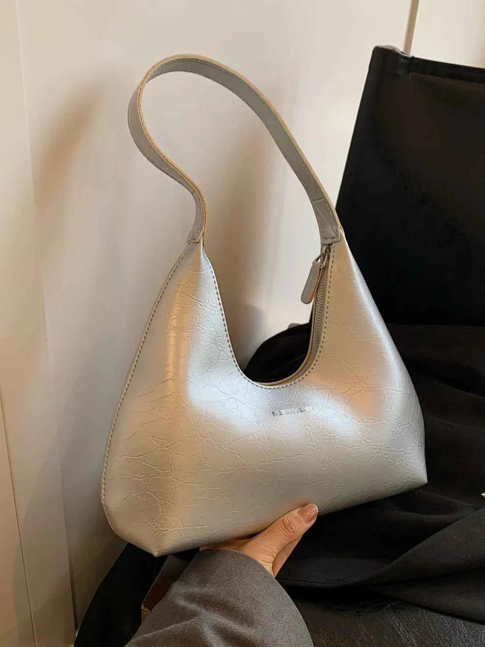 Stylish PU Leather Shoulder Bag.