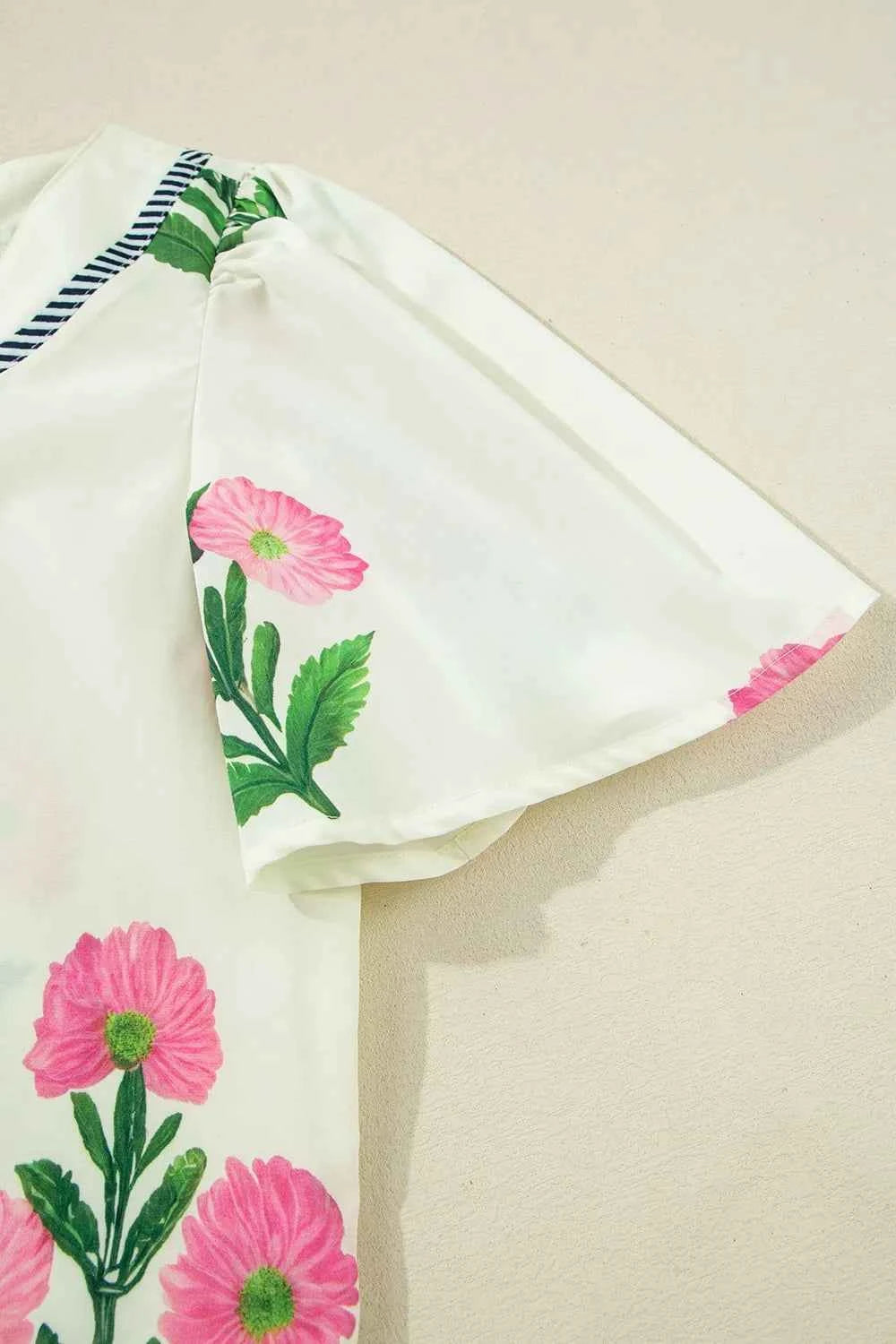 Floral Print Flutter Sleeve Mini Dress.