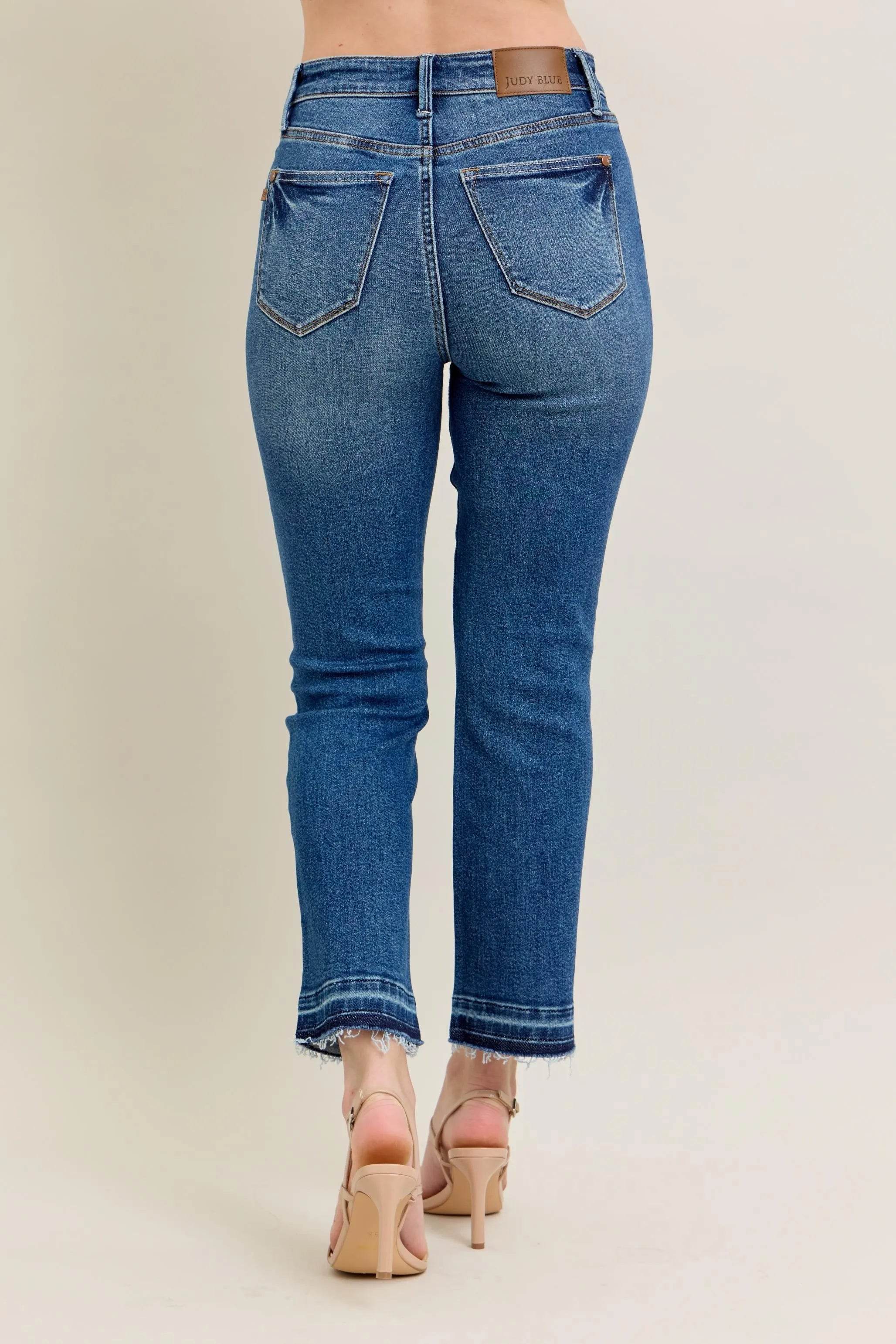 Judy Blue Plus Size High Waist Vintage Wash Kick Flare Jeans.