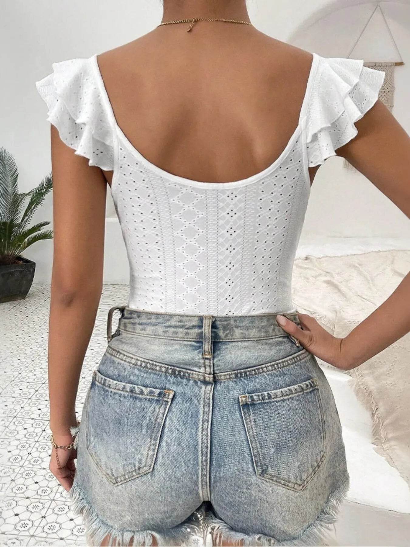 Ruffled Eyelet Lace Corset Bodysuit for Elegant Style and Comfort - EBYNN