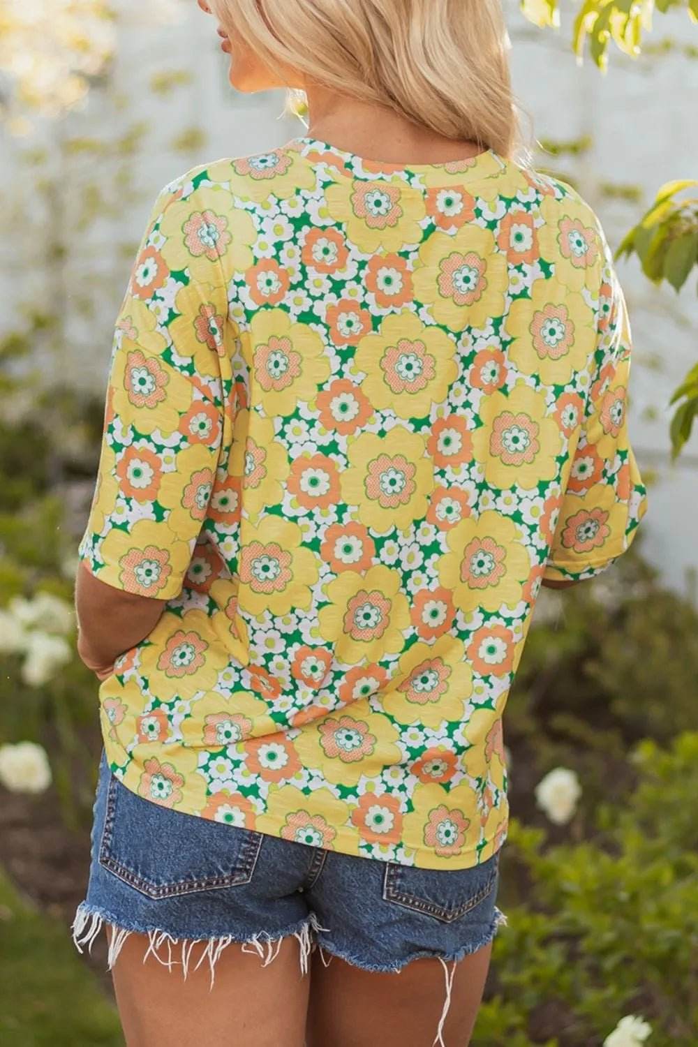 Floral Oversized T-Shirt in Round Neck Design - EBYNN