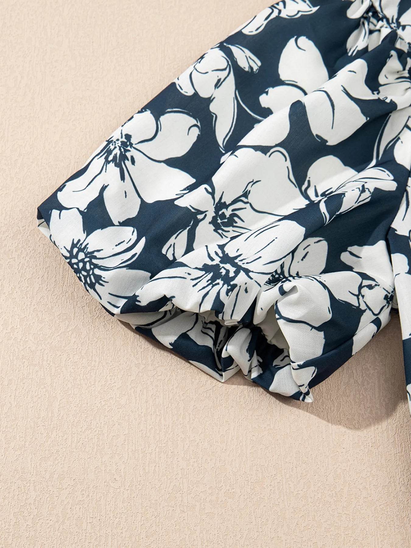 Floral Puff Sleeve Shirt - Stylish Button-Up Top for Effortless Chic - EBYNN