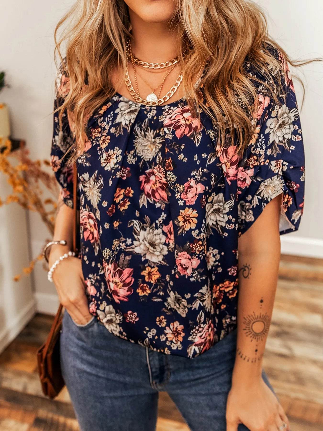 Floral Casual Blouse - Short Sleeve Floral Short Sleeve Casual Blouse - EBYNN