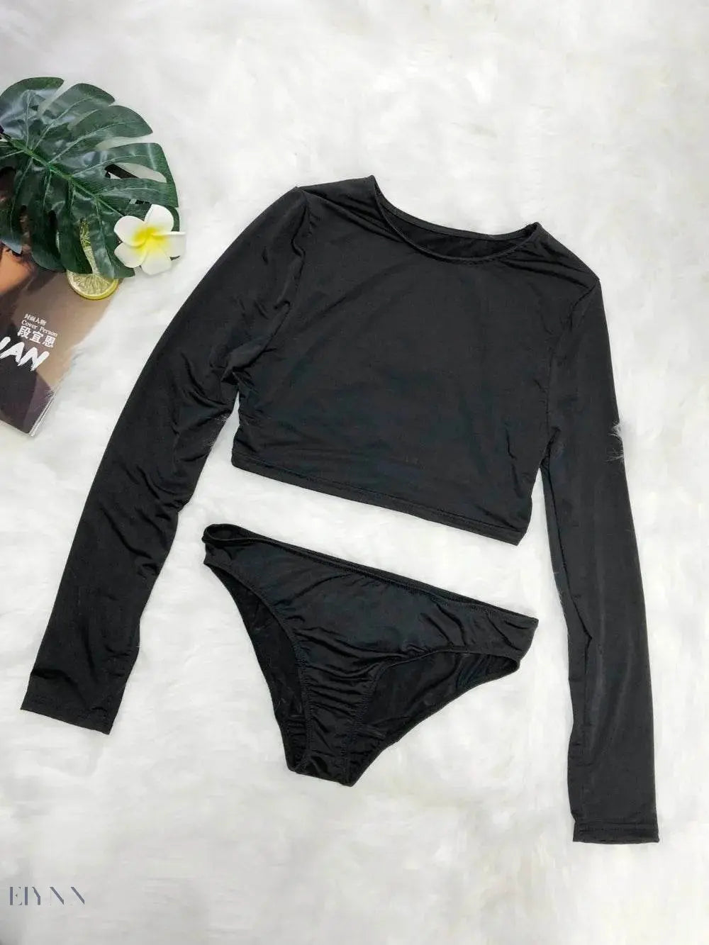 Long Sleeve Bikini Set - Sleek Black Two-Piece - EBYNN