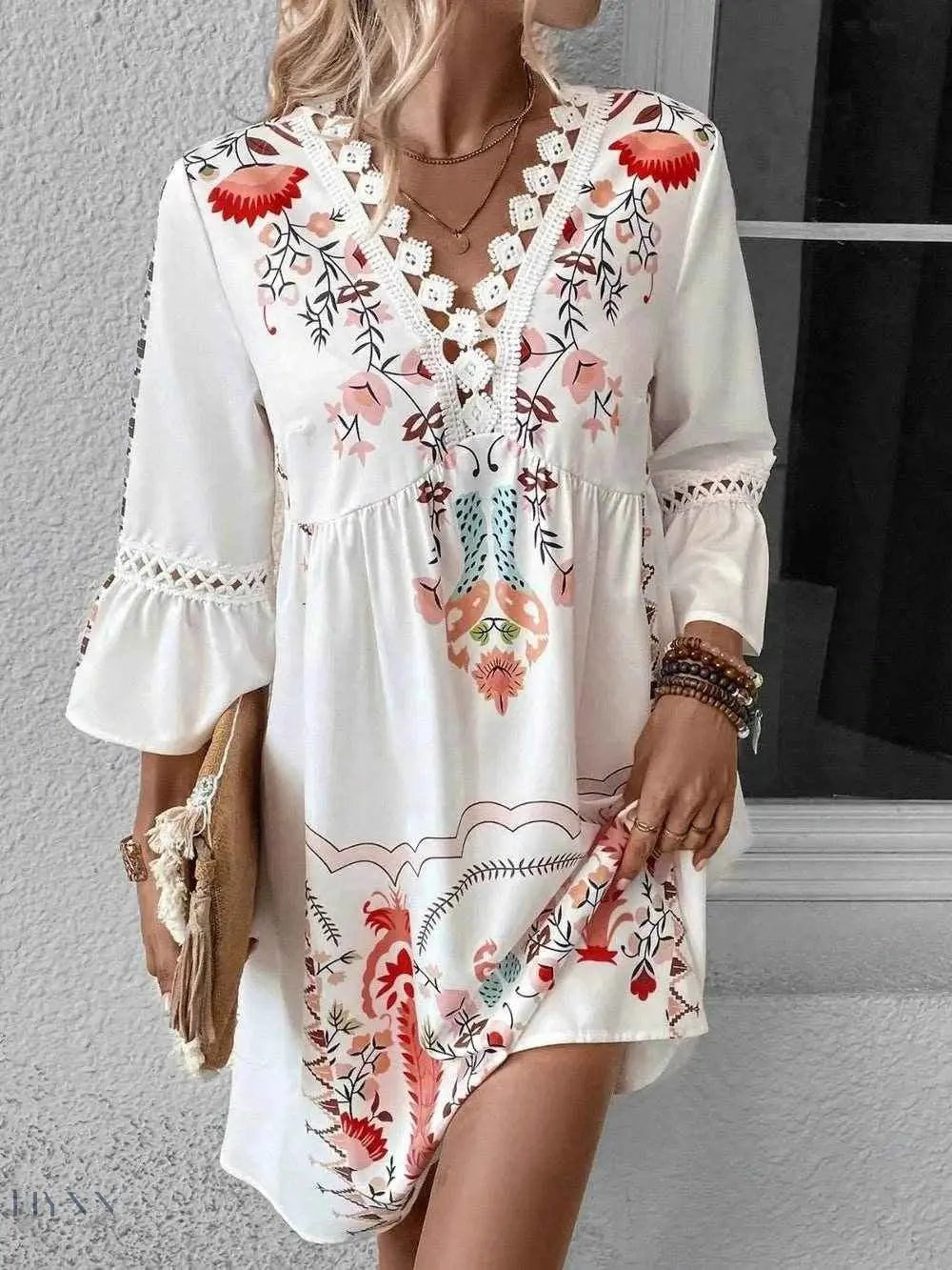 Lace Detail Floral Dress for Women in Boho Style - EBYNN