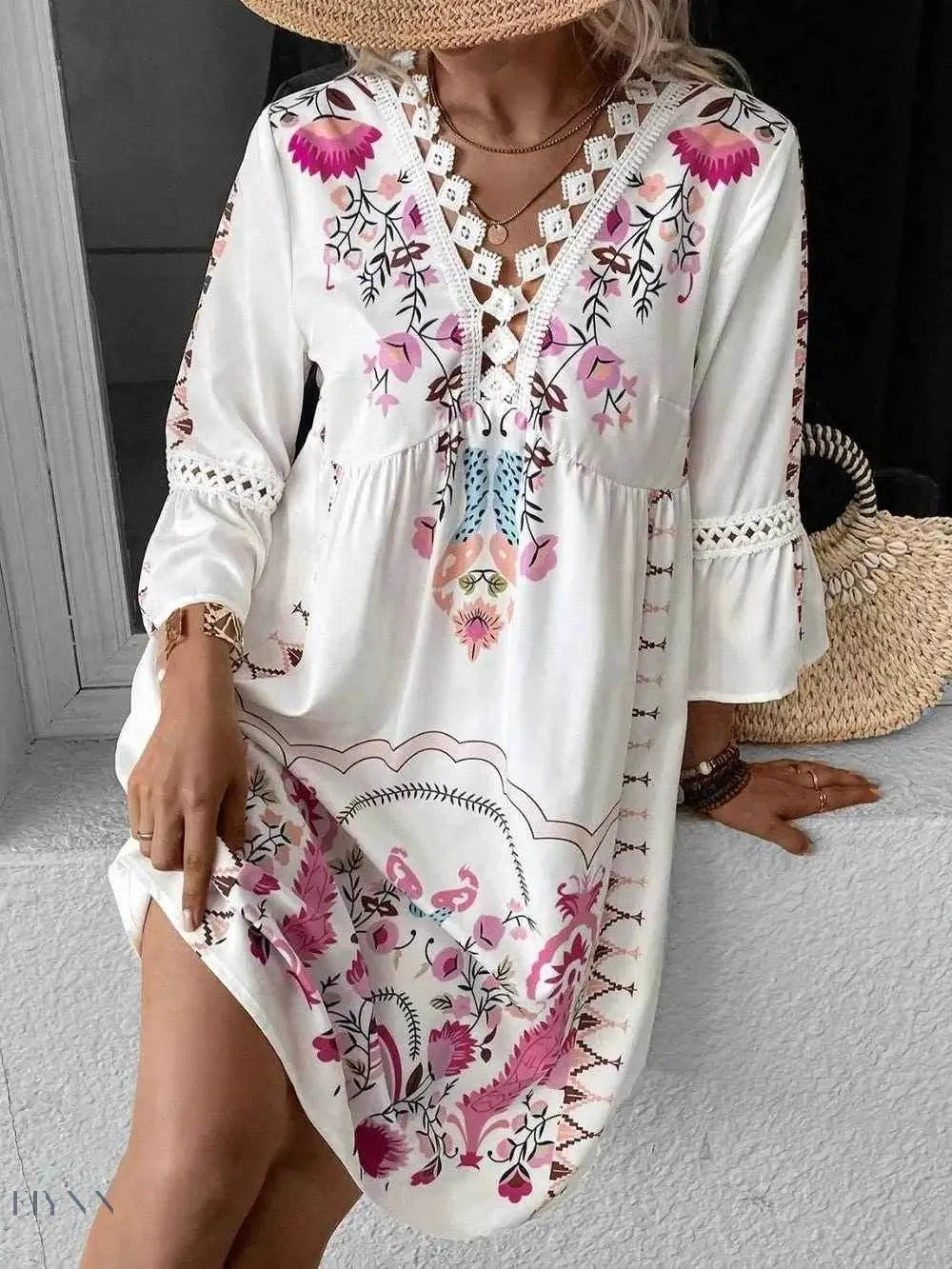 Lace Detail Floral Dress for Women in Boho Style - EBYNN