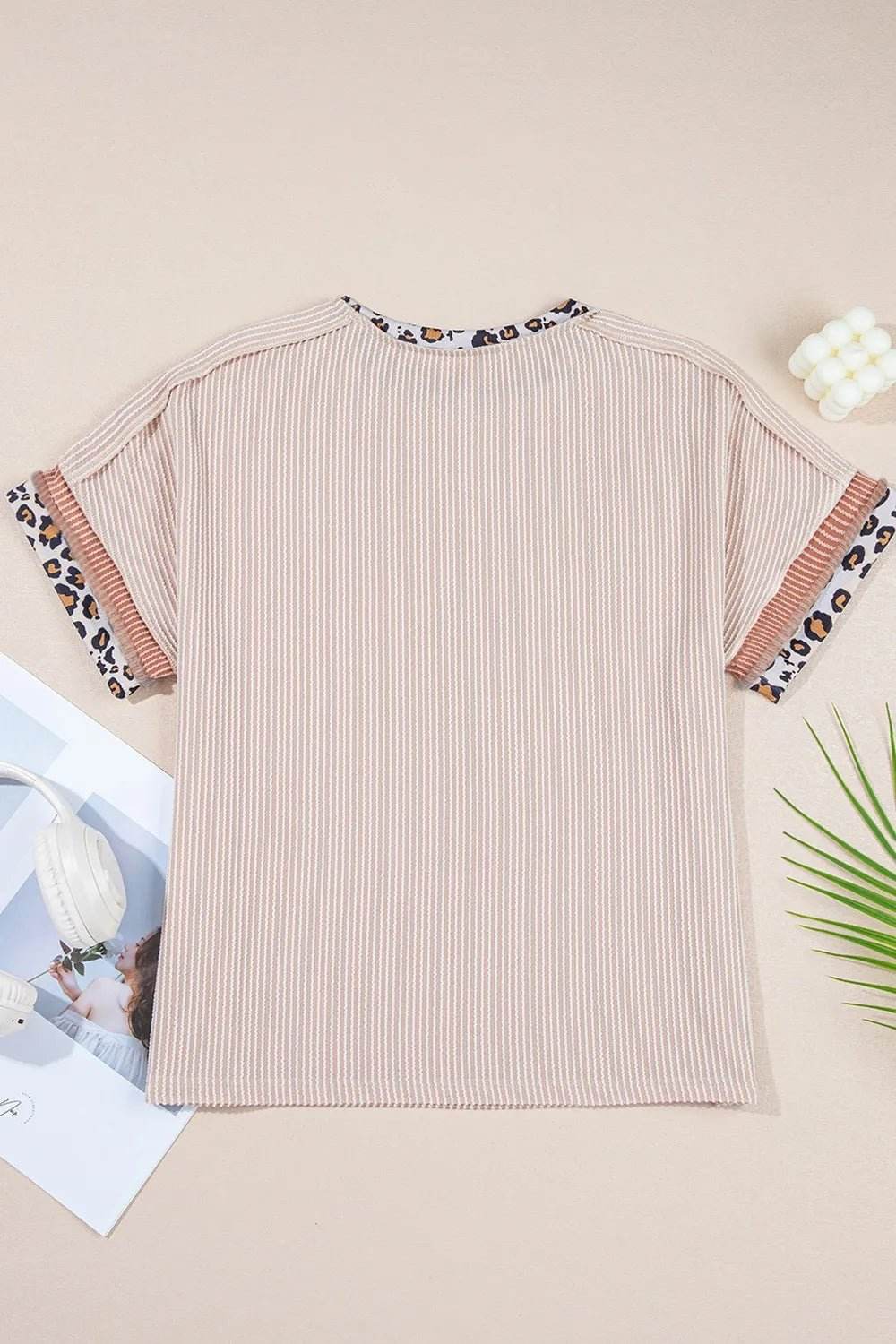 Leopard Trim Ribbed T-Shirt for Stylish Everyday Wear - EBYNN