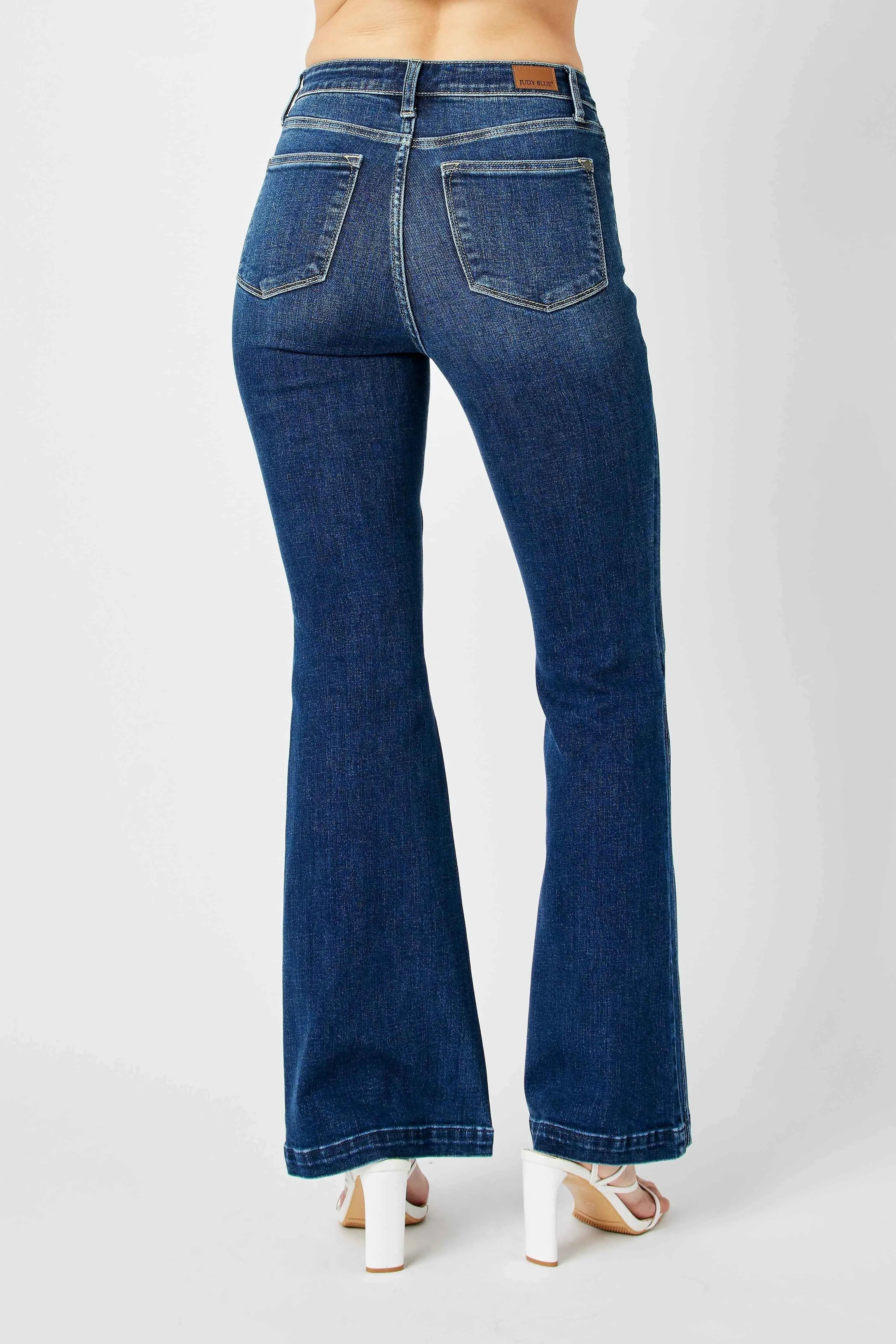 Blue Full Size Hw Angled Side Seam Detail Flare Jeans Plus Size.