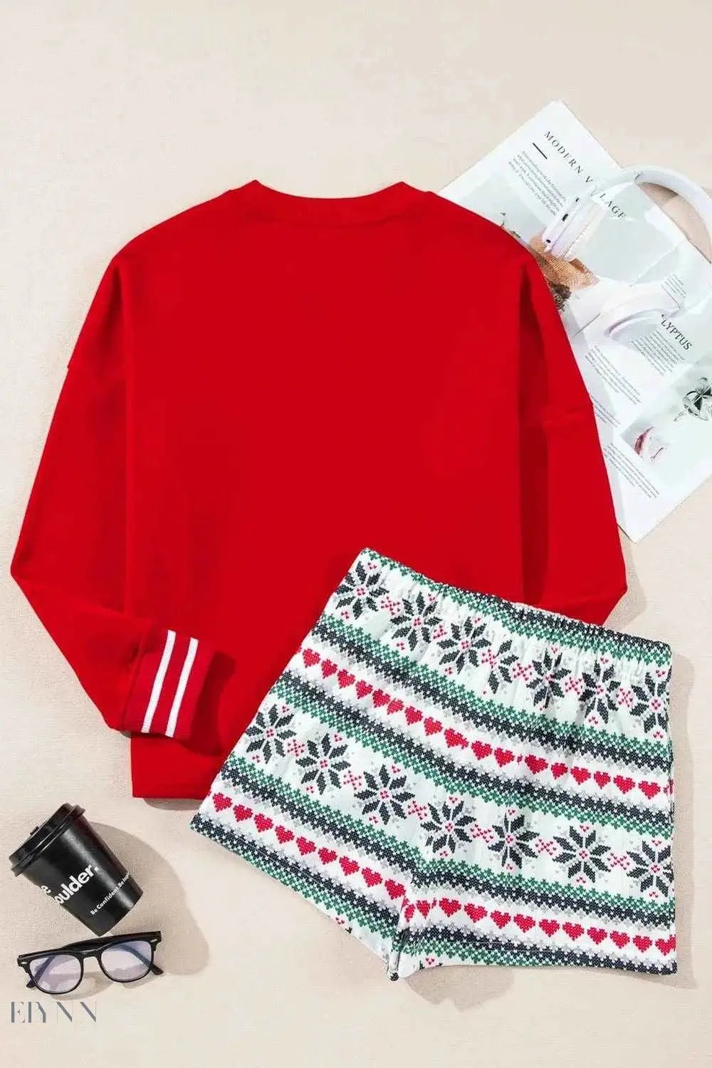 Letter Graphic Lounge Set with Round Neck Top & Printed Shorts for Ultimate Comfort - EBYNN