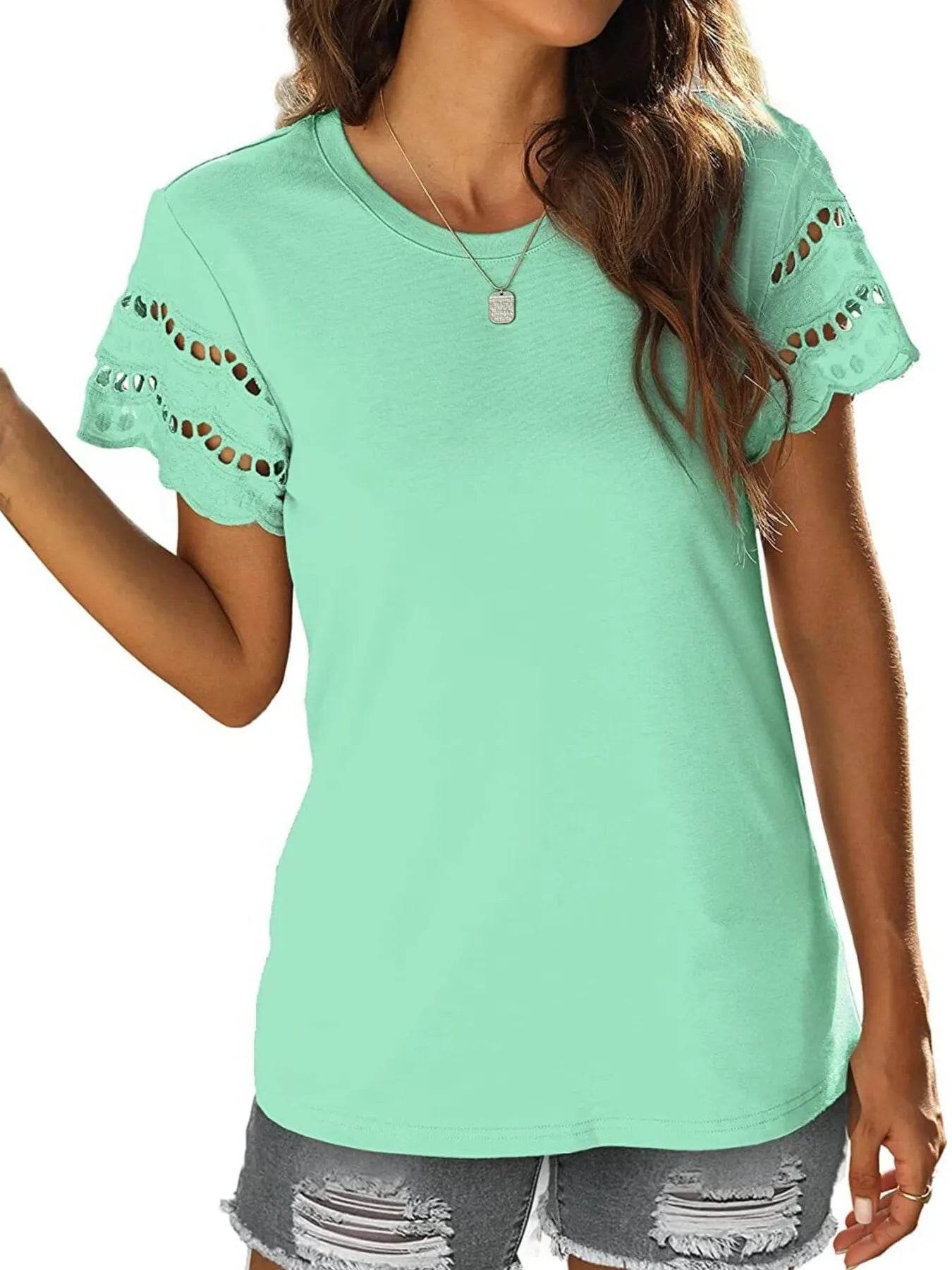 Lace Detail T-Shirt with Round Neck and Short Sleeves - EBYNN