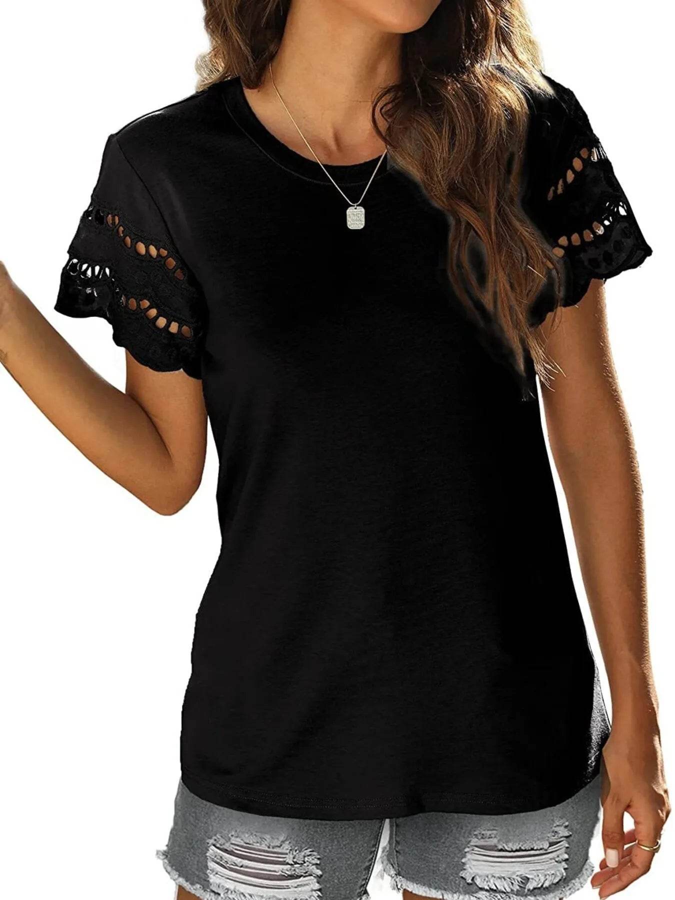 Lace Detail T-Shirt with Round Neck and Short Sleeves - EBYNN