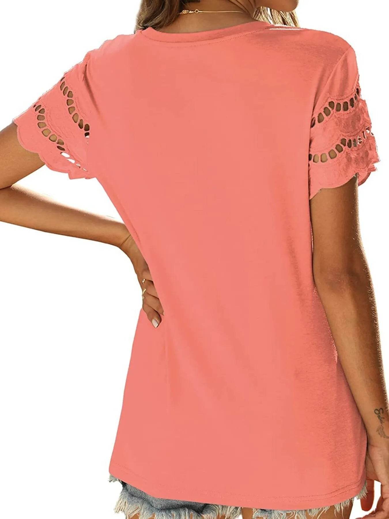 Lace Detail T-Shirt with Round Neck and Short Sleeves - EBYNN
