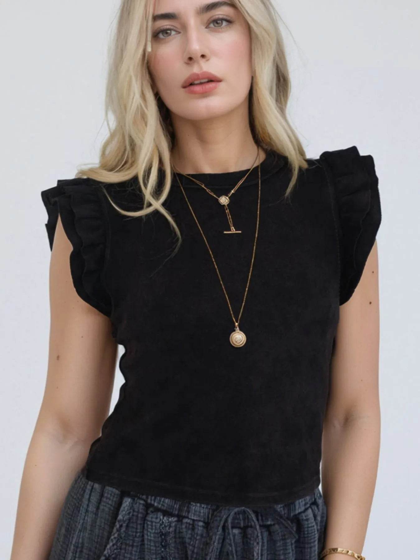 Ruffled Crew Neck Top for Effortless Slim Fit Style - EBYNN