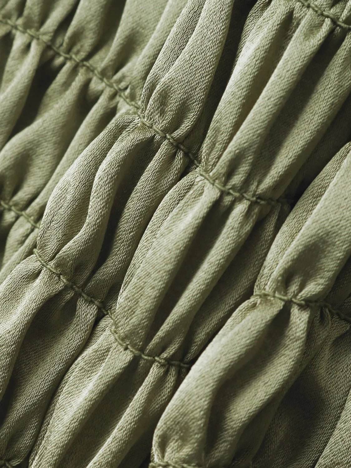 Smocked Halter Neck Cami Top - Stylish Smocked Halter Top for Effortless Chic - EBYNN