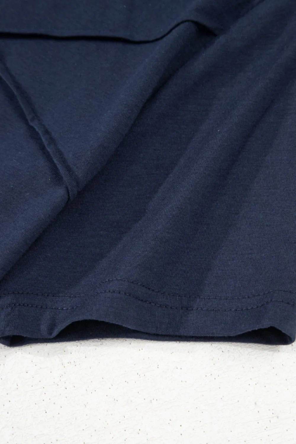 Solid Color T-Shirt for Every Occasion - Round Neck Style - EBYNN