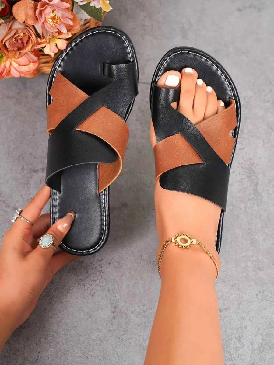 Two-Tone Flat Sandals.
