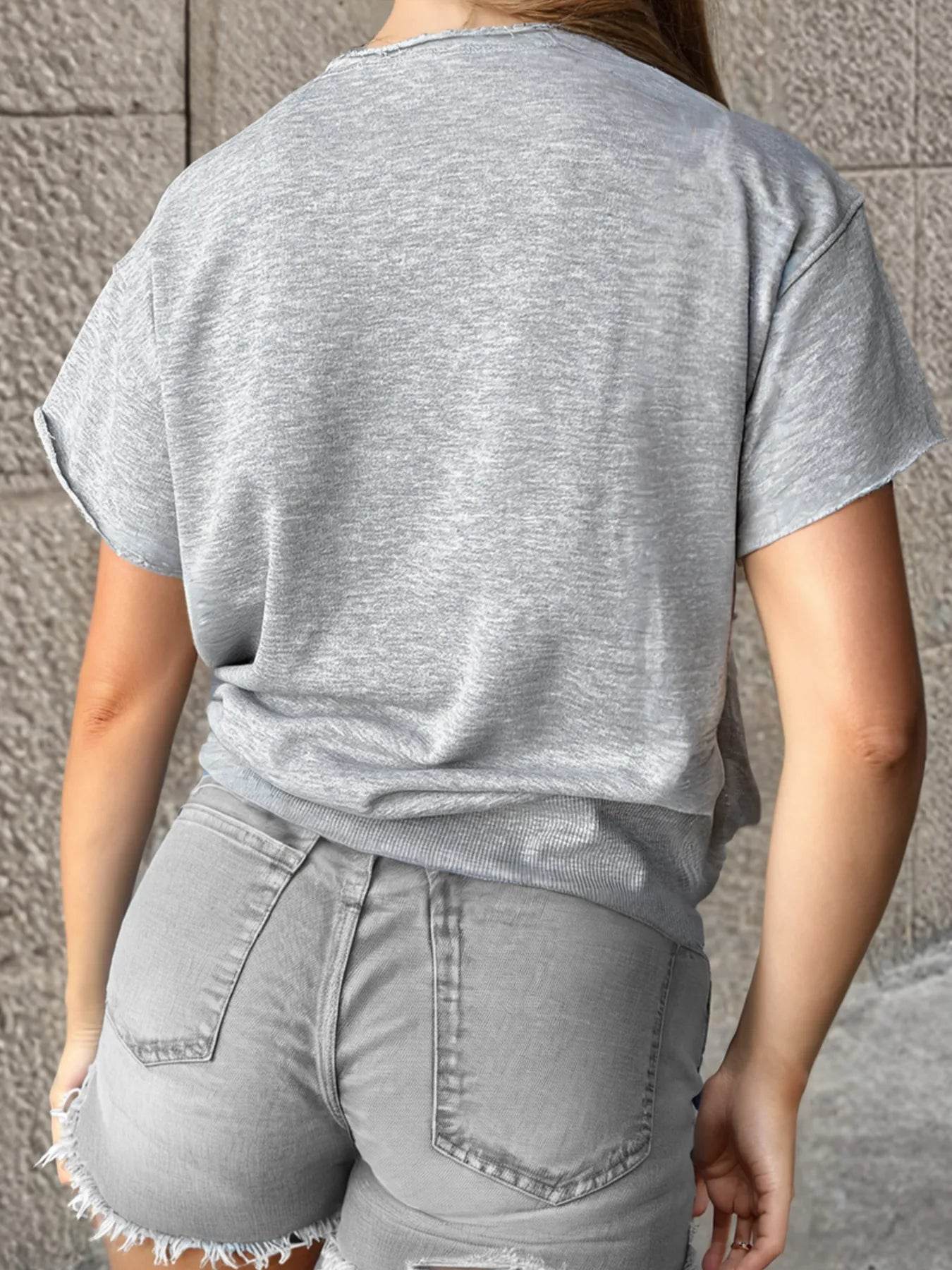 USA Lettering Patch T-Shirt with Notched Neck for Stylish Casual Wear - EBYNN