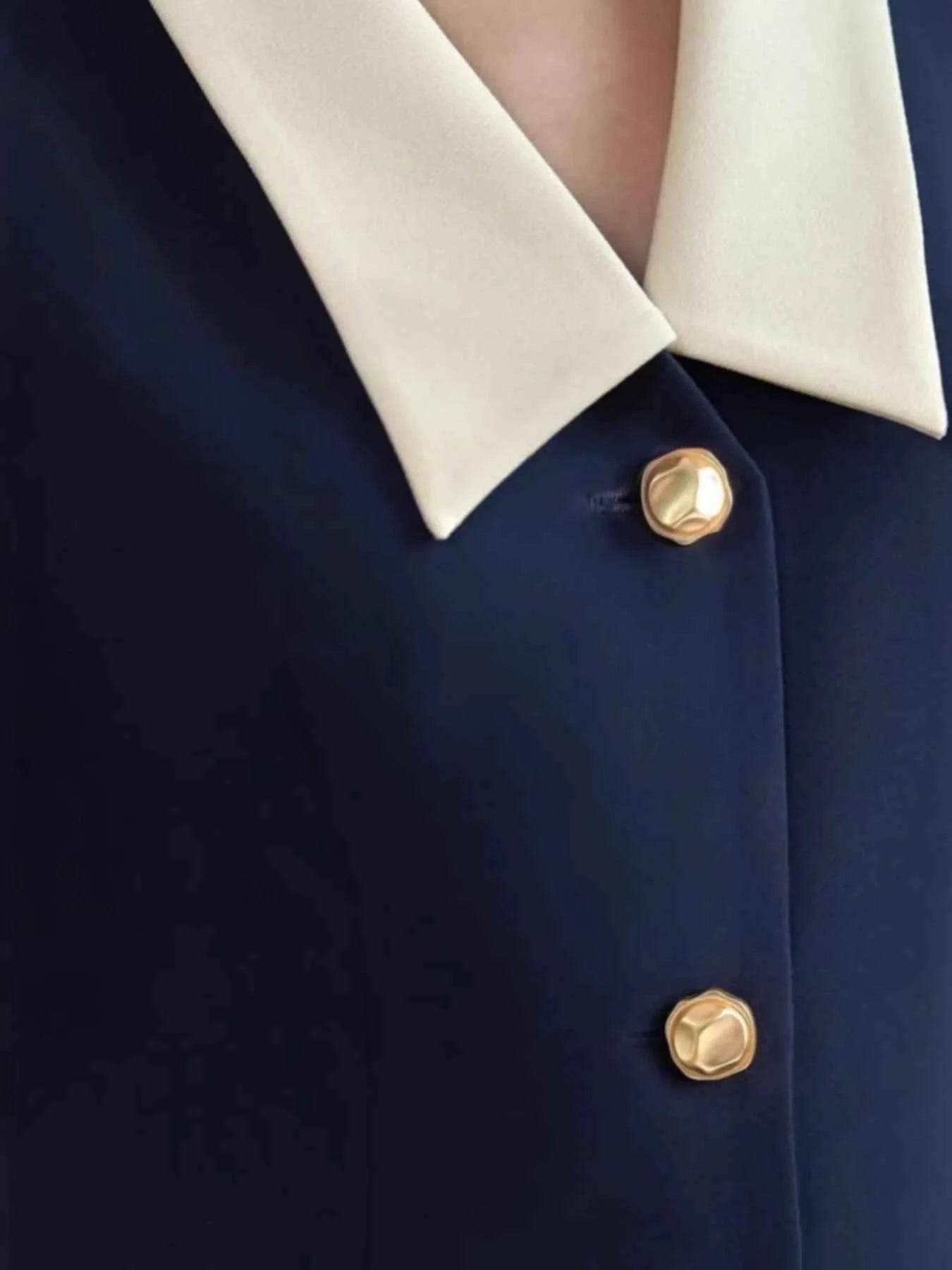 Contrast Collar Button-Front Sleeveless Mini Dress.