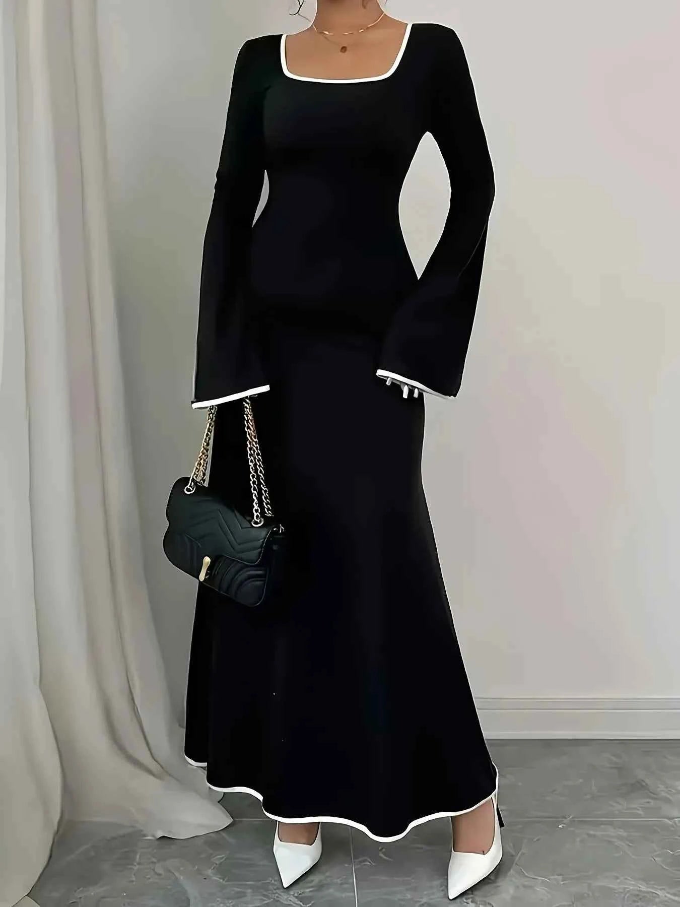 Plus Size Contrast Trim Square Neck Long Sleeve Maxi Dress.