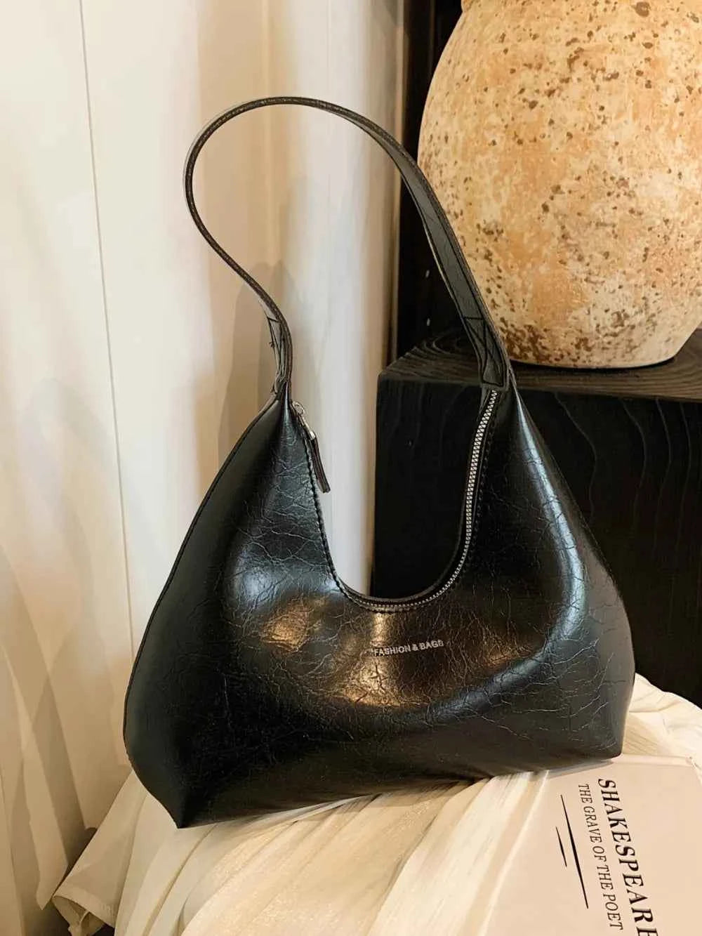 Stylish PU Leather Shoulder Bag.